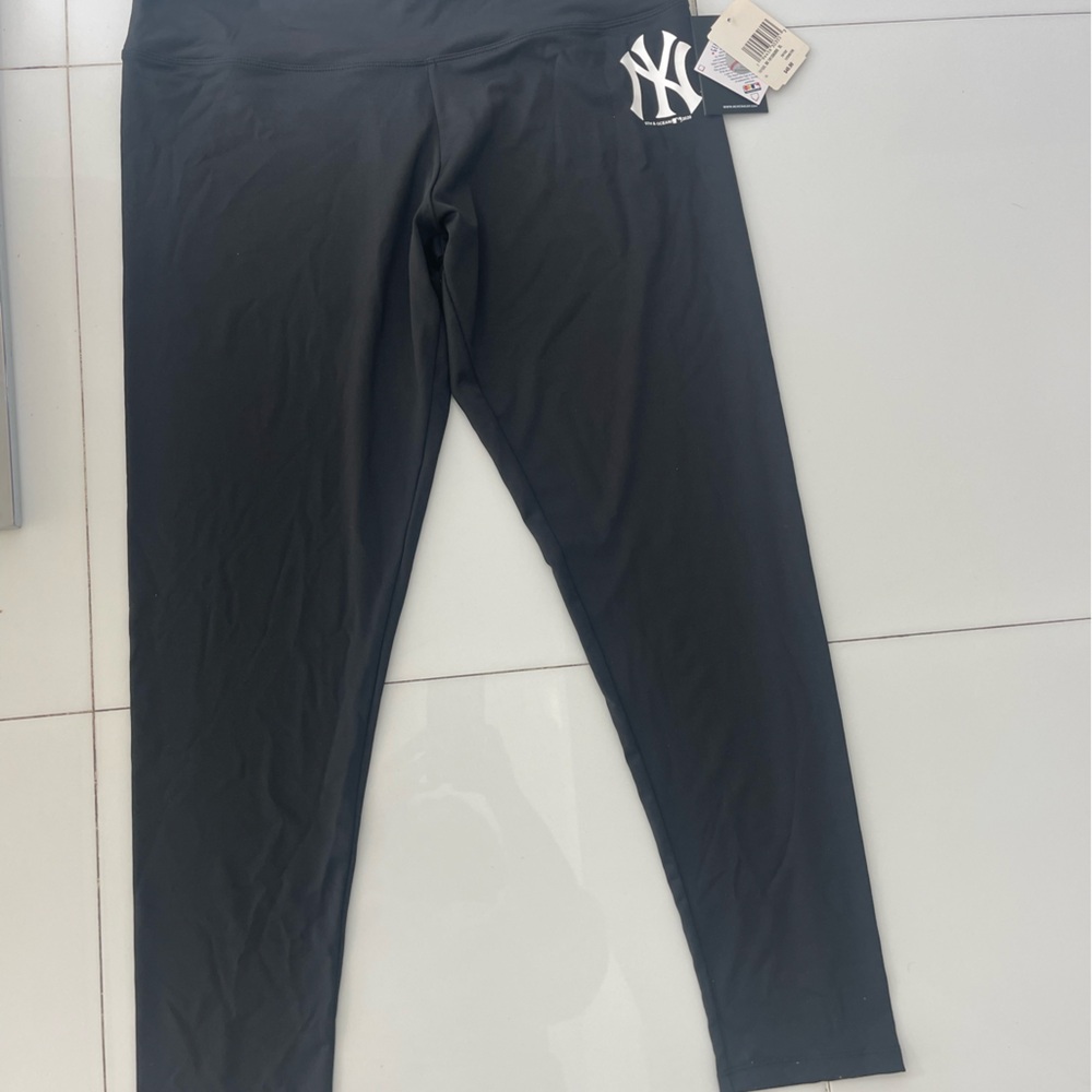 Women’s Yankee leggings XL